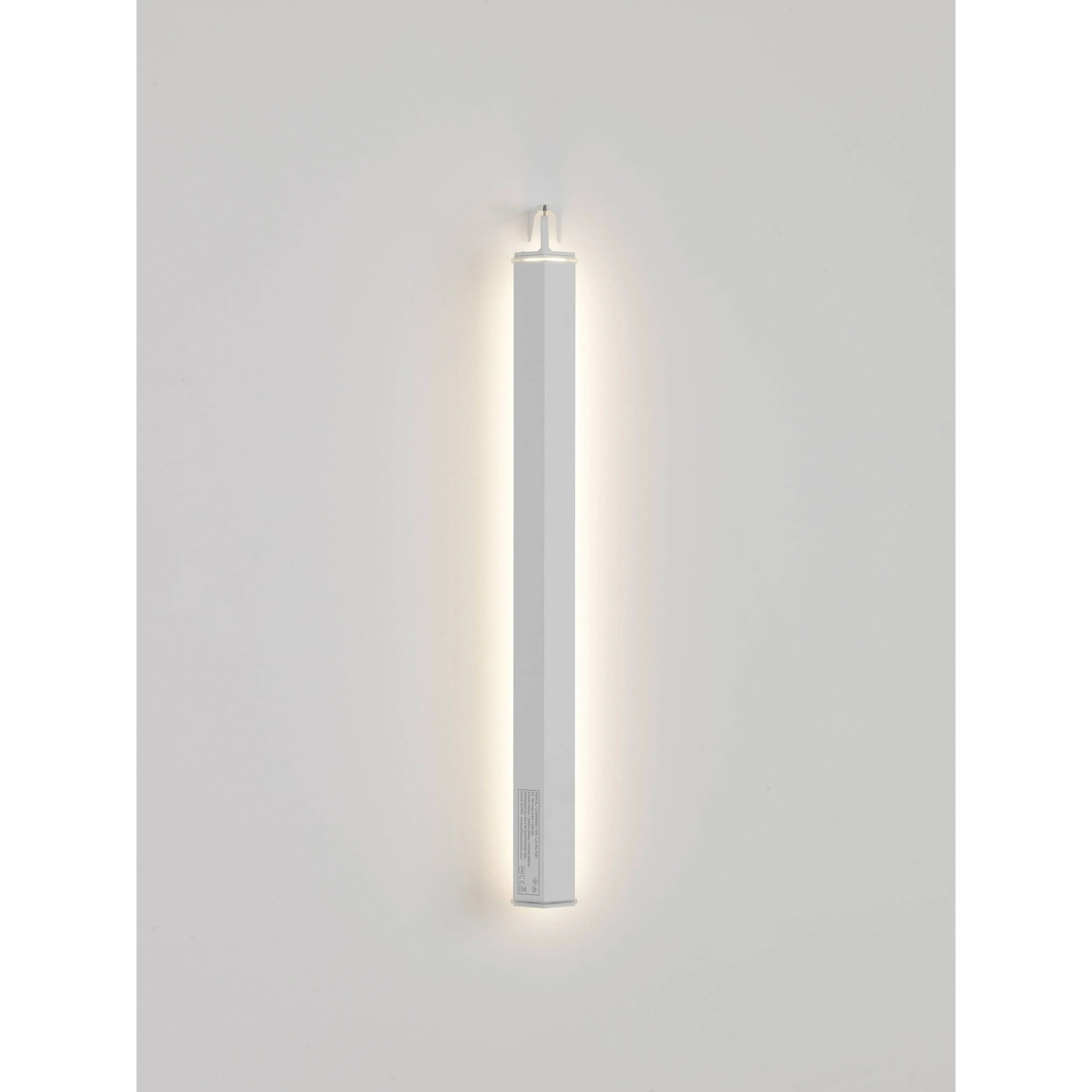 Zafferano America - Pencil LED Cordless Vertical Wall Sconce - LD0800-VW-B3 | Montreal Lighting & Hardware